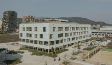 AHS Reininghaus Secondary School / j-c-k