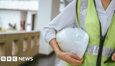 Young people on benefits to be offered construction and hospitality work