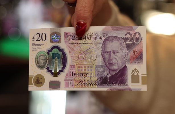 Counterfeit banknotes used on County Road.