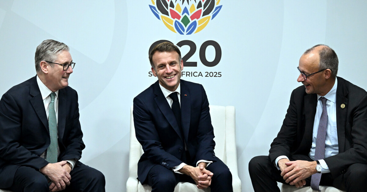 Merz, Macron and Starmer want to back Zelenskiy • Table.Briefings