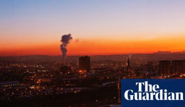 ‘The Red Road flats were spectacular – and terrifying’: striking photographs of Glasgow in flux | Photography