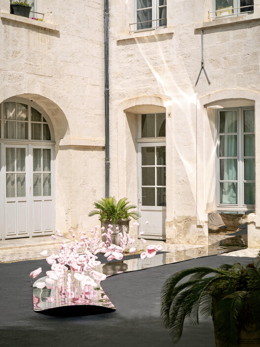 The Tasting Tongue - Art Installation / Studio Deng - Interior Photography, Concrete