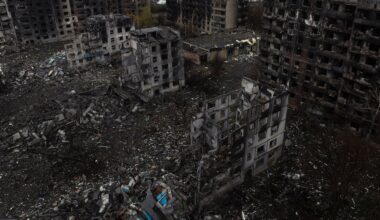 Ukraine’s last eastern strongholds hang on as Russia fights to take Donbas