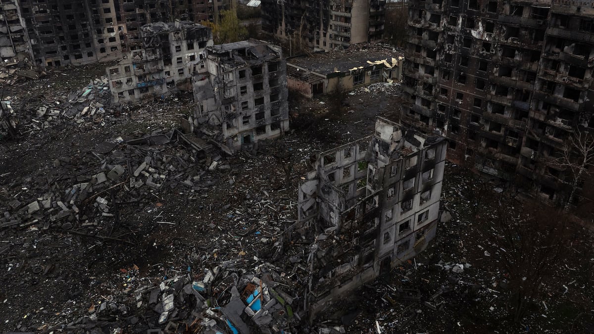 Ukraine’s last eastern strongholds hang on as Russia fights to take Donbas