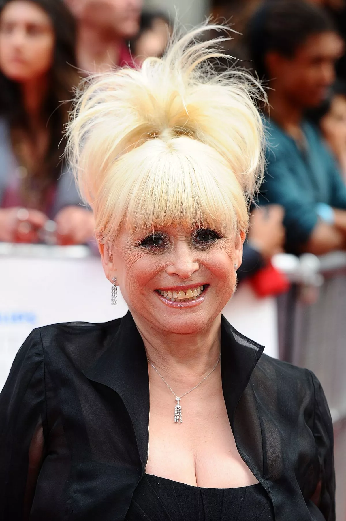 Barbara windsor in black on red carpet