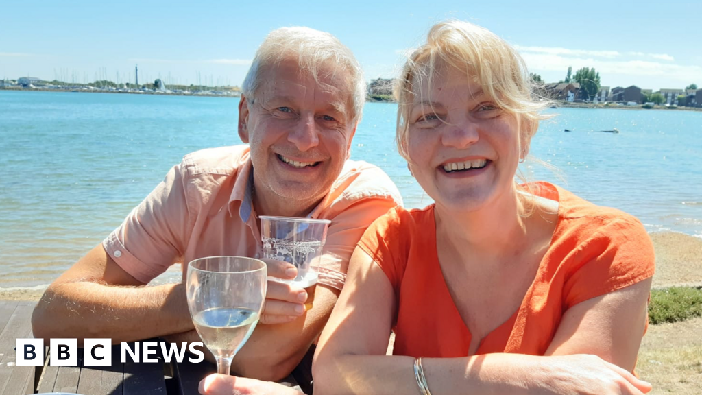 Husband 'too old' to access psychosis help before couple's death
