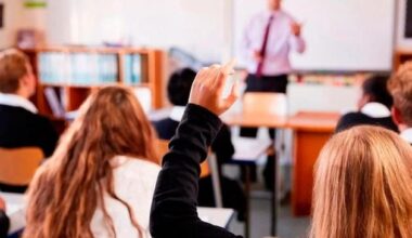 Call for air purifiers in all NI schools as FOIs reveal health workers’ offices fully equipped