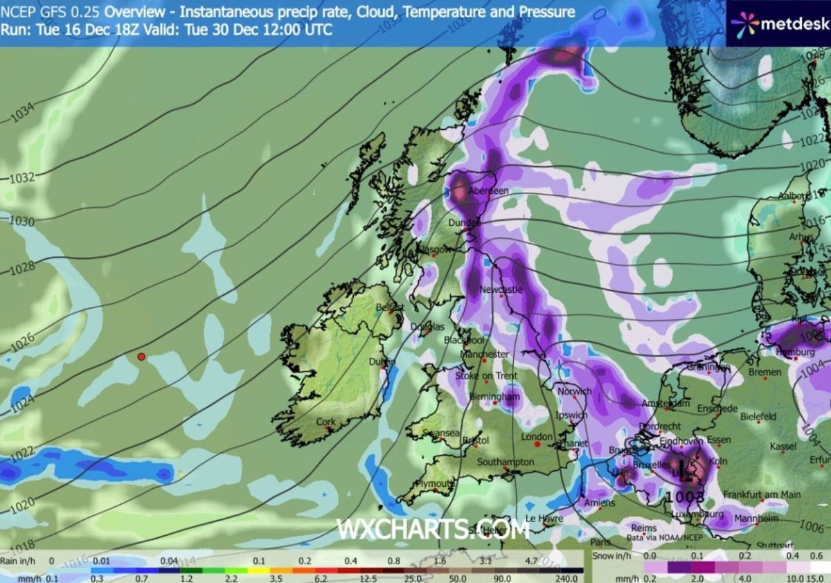 A map of the British Isles shaded purple to show the arrival of snowfall