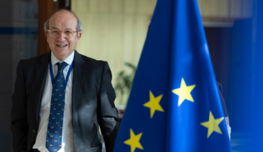 EU allocates 1 billion euros to boost collaborative European defense R&D