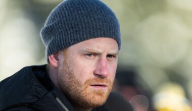 Prince Harry left in awkward position as announcer introduces Duke of Sussex by the wrong name