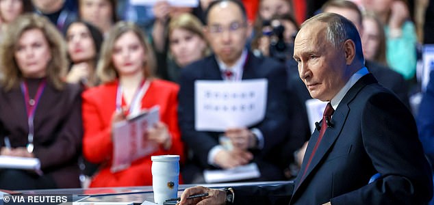 Russian President Vladimir Putin attends his annual end-of-year press conference and phone-in in Moscow, Russia December 19, 2025. Sputnik/Alexander Kazakov/Pool via REUTERS ATTENTION EDITORS - THIS IMAGE WAS PROVIDED BY A THIRD PARTY.