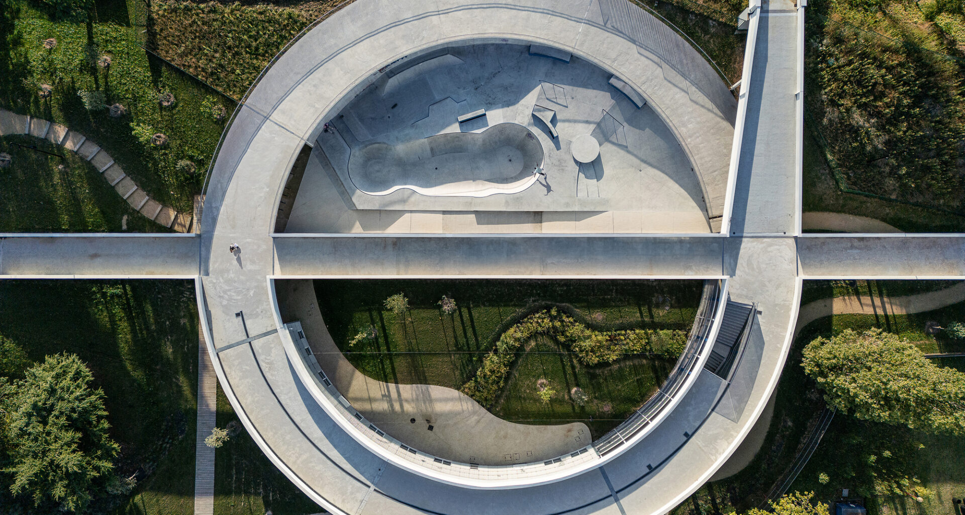 Sports Complex in Petit-Quevilly / Olgga Architects