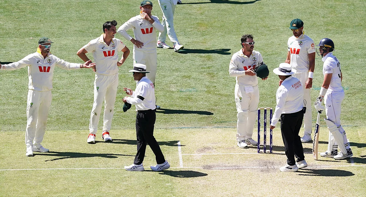 Ashes cricket: The $1.5 billion farce behind Mitchell Starc's call for ICC to step in after controversy