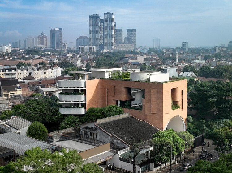 Building Optimism: Lessons from Climate Adaptation in 2025 - Image 12 of 25