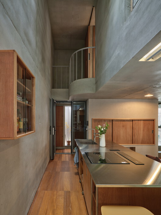 A Model of Sporadic Thoughts / FHHH friends - Interior Photography, Kitchen