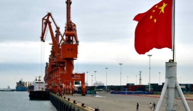 China's growth to further slow to 4.5% in 2026: Nikkei survey