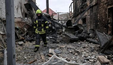 Much of Kyiv without heat after deadly Russian airstrikes