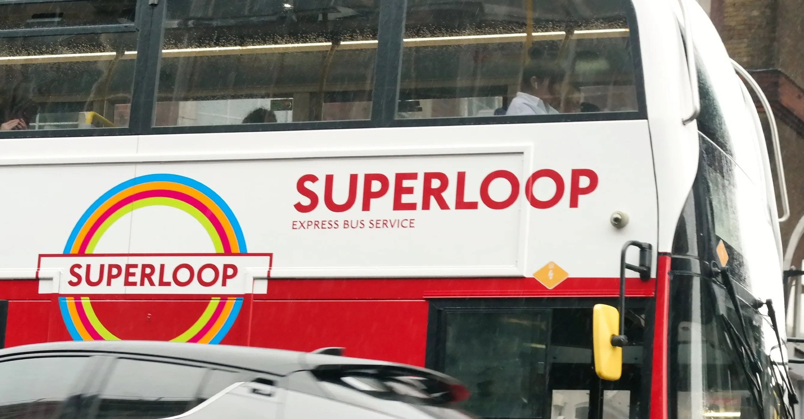 Superloop bus in London