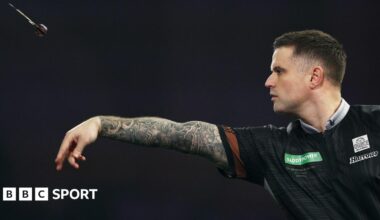 PDC World Darts Championship 2026 LIVE: Luke Littler, Stephen Bunting, Jonny Clayton playing - scores, results & updates from third round