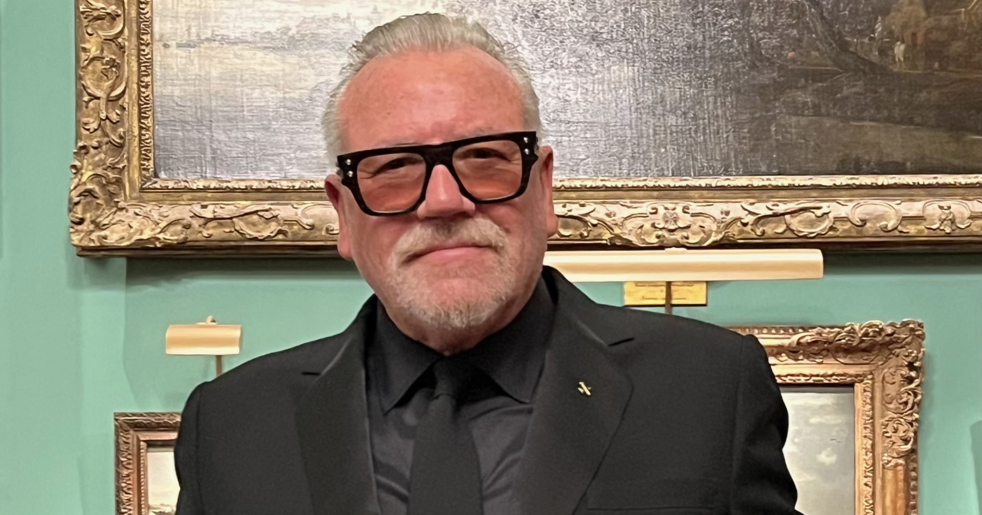 Ray Winstone receives Freedom of the City of London