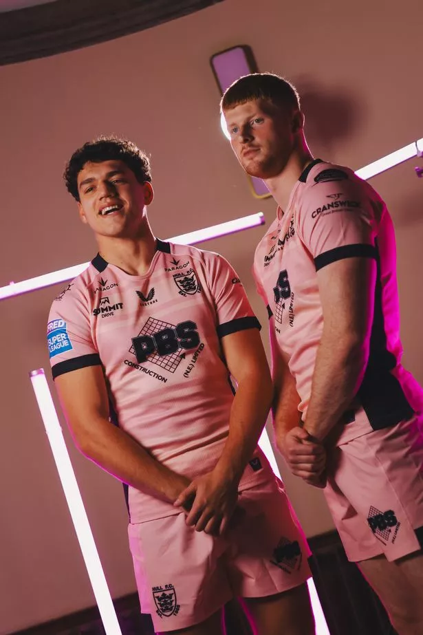 Lewis Martin and Harvey Barron in Hull FC's alternate shirt. 