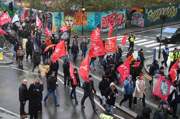 Bin workers marching to the council house 