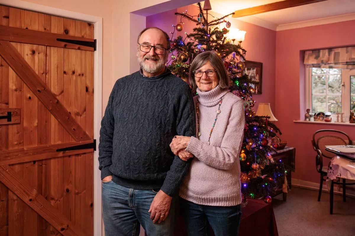 David (L) and Suzan Tomlinson have been awarded the BEM (Medalist of the Order of the British Empire) for their service to the community.