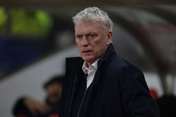 Everton Manager David Moyes looks shocked during the Premier League match between Sunderland and Everton at the Stadium Of Light in Sunderland, England, on November 3, 2025. (Photo by Michael Driver/MI News/NurPhoto via Getty Images)
