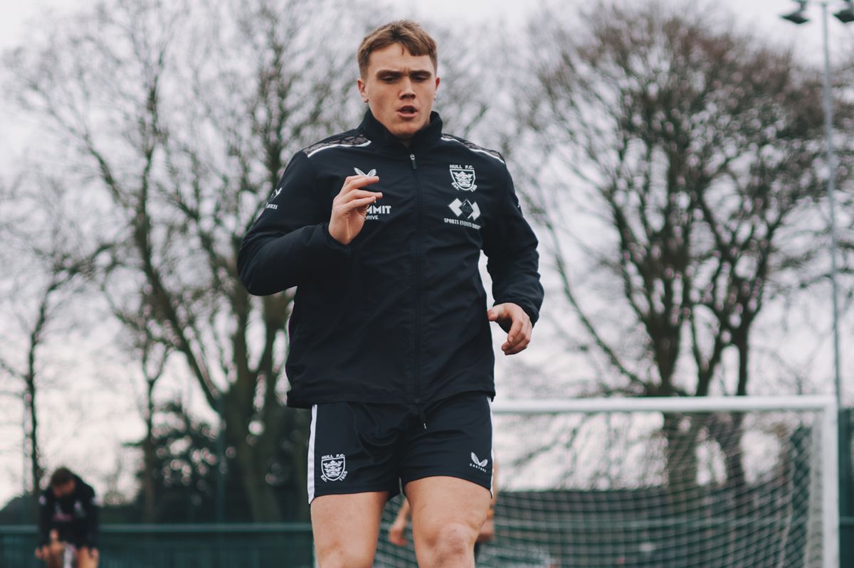 New Hull FC signing Harvie Hill in pre-season training. 