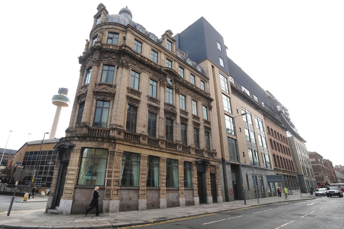 
The Shankly Hotel,Victoria Street