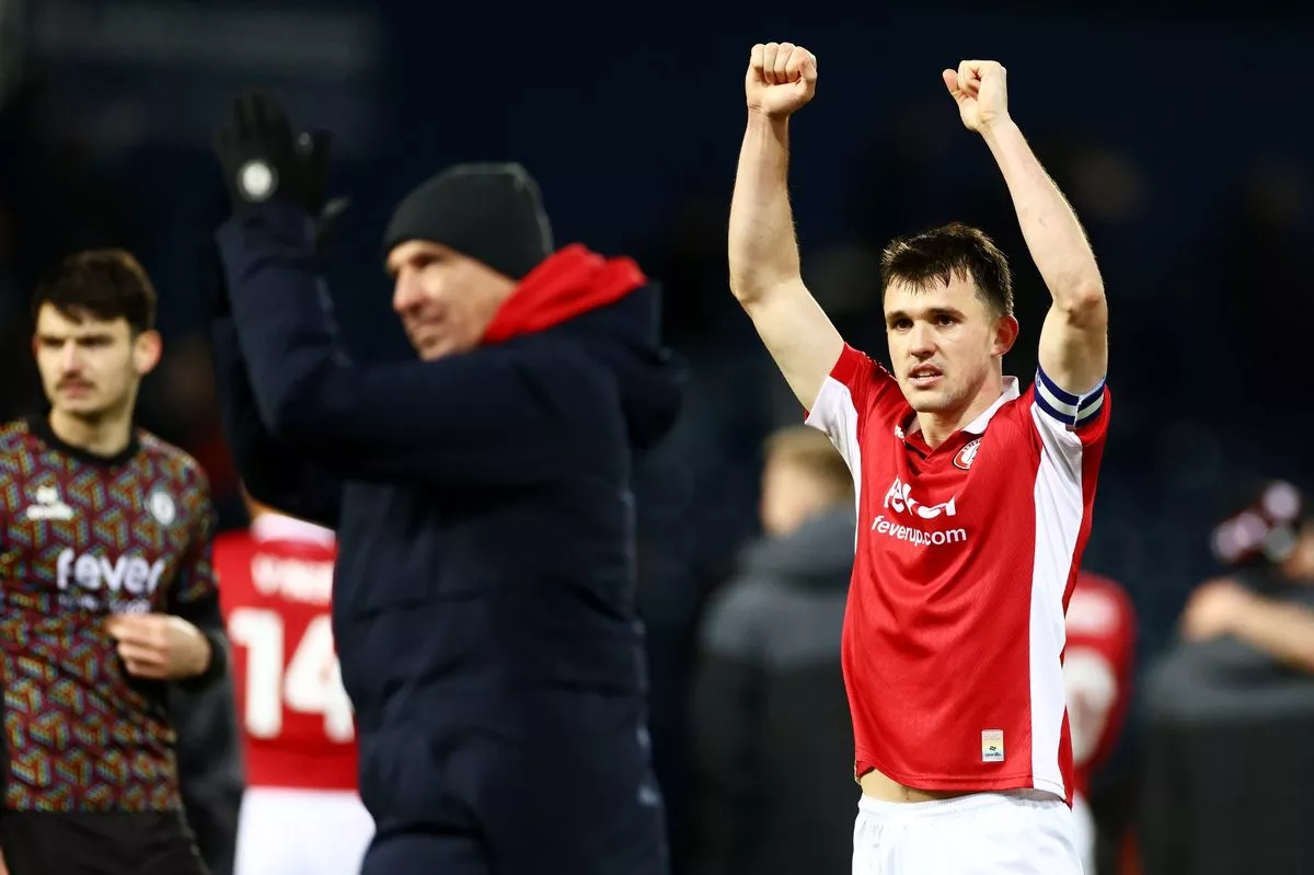 Jason Knight of Bristol City celebrates.