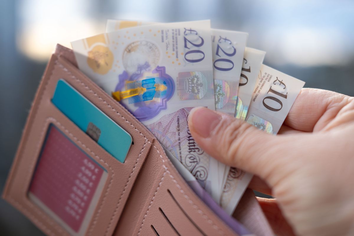 UK households issued special £140 payments from DWP in December 