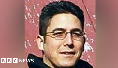 Fugitive found in north Wales cannot get fair US trial, court hears