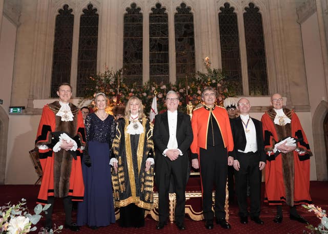 Prime Minister Sir Keir Starmer (centre) with Lady Mayor of London Dame Susan Langley (centre left) with Mayoral Consort Gary Langley (centre right) attending the annual Lady Mayor’s Banquet