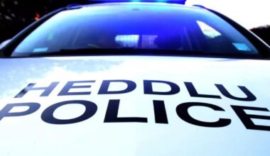 Road to Gwynedd coast remains closed after fatal collision