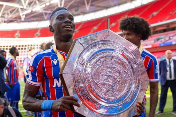 LONDON, ENGLAND - Sunday, August 10, 2025: Crystal Palace's Ismaïla Sarr celebrates with the trophy after the FA Community Shield match between Crystal Palace FC and Liverpool FC at Wembley Stadium. Palace won 3-1 on penalties after a 2-2 draw. (Photo by Harry Murphy/Propaganda)