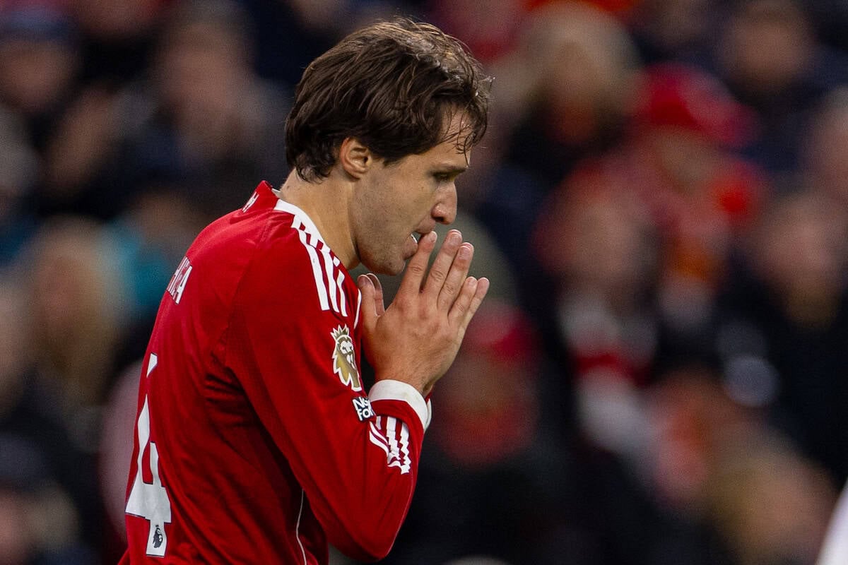 LIVERPOOL, ENGLAND - Sunday, October 19, 2025: Liverpool's Federico Chiesa during the FA Premier League match between Liverpool FC and Manchester United FC at Anfield. Man Utd won 2-1. (Photo by David Rawcliffe/Propaganda)