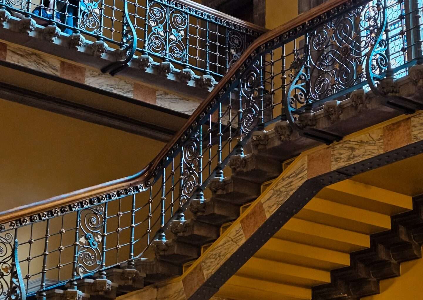 Disabled student left locked in lecture theatre 