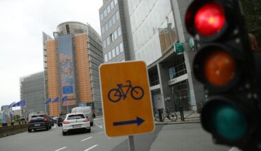 EU recalibrates climate strategy amid economic headwinds-Xinhua