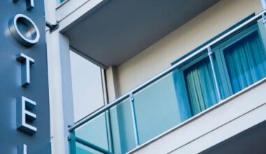 More than 800 asylum seekers housed in Croydon hotels