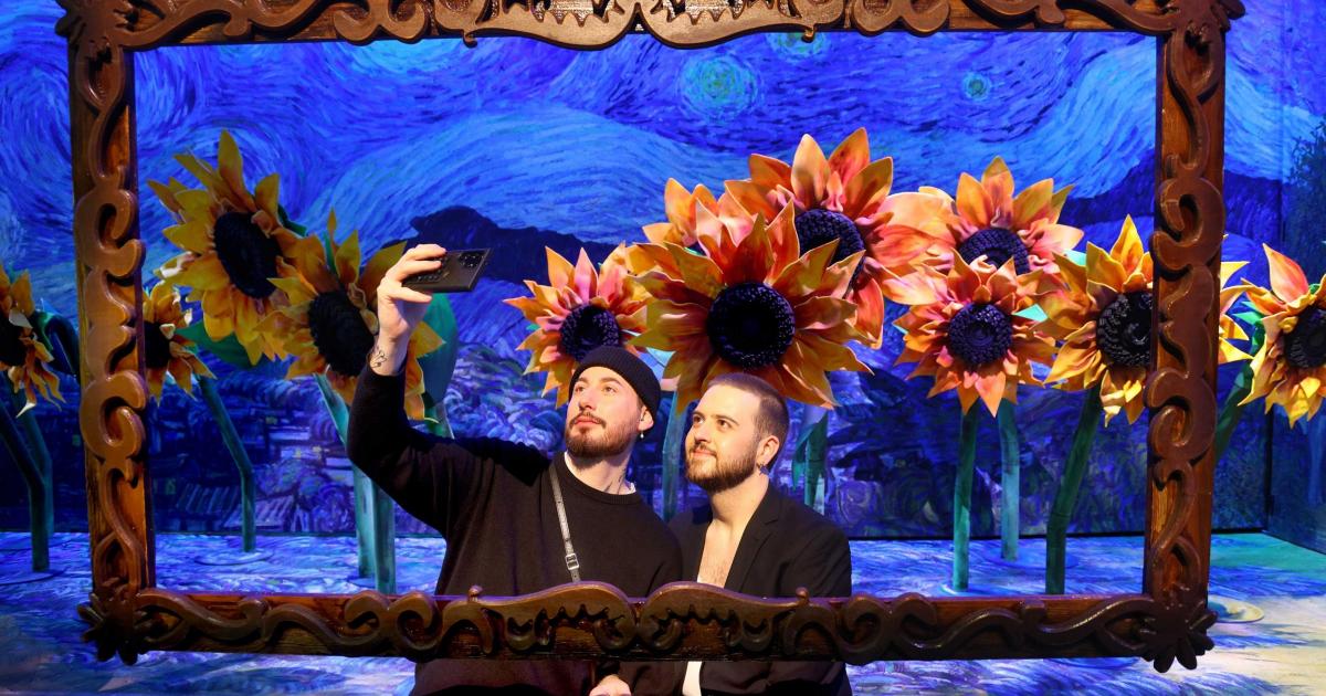 'Immersive' Monet and Van Gogh exhibits open in Edinburgh