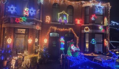 House's dazzling Christmas display for Wales Air Ambulance