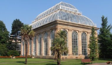 Edinburgh Botanic Gardens chief knighted in New Year Honours