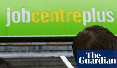Young unemployed told to engage with jobs scheme or risk benefit cuts | Youth unemployment