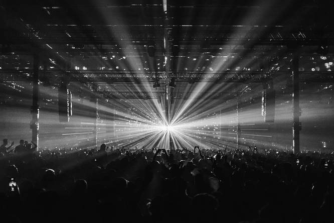 Drumsheds interiors light show