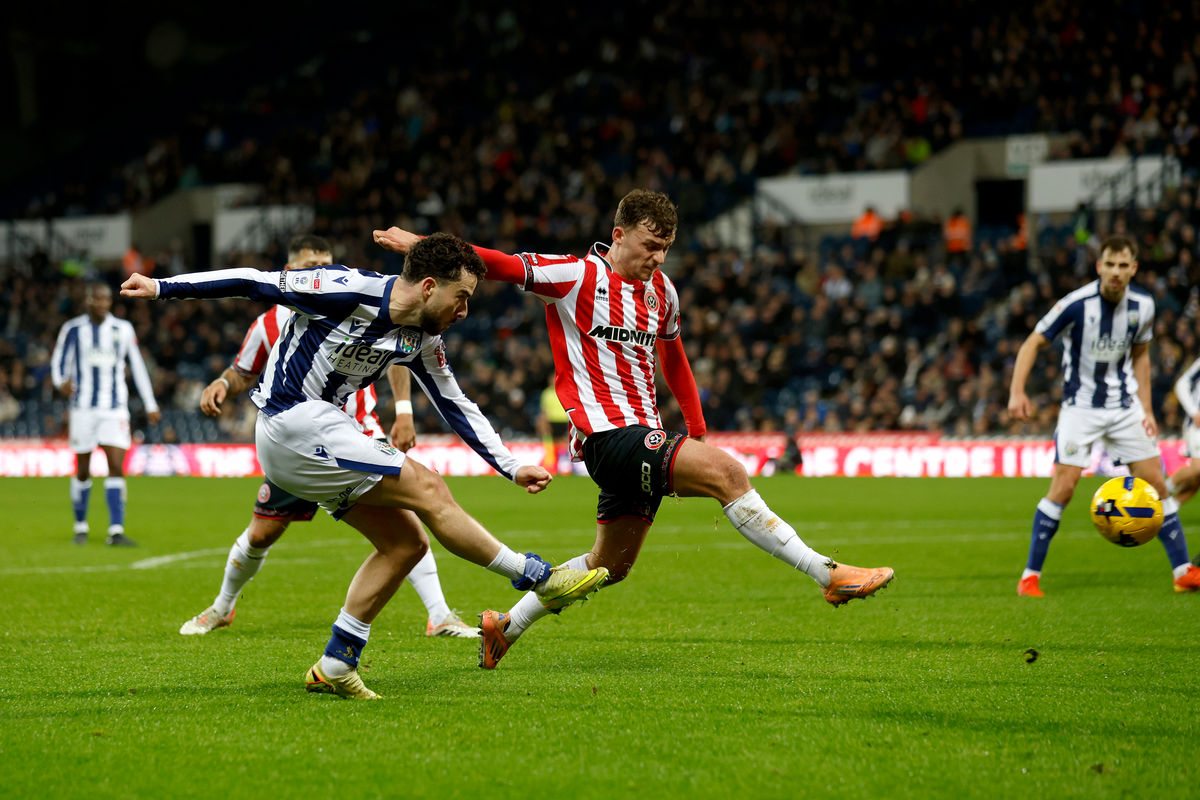 Supporting image for story: "I don't think that's the case" - Wolves boss on a potential January fire sale