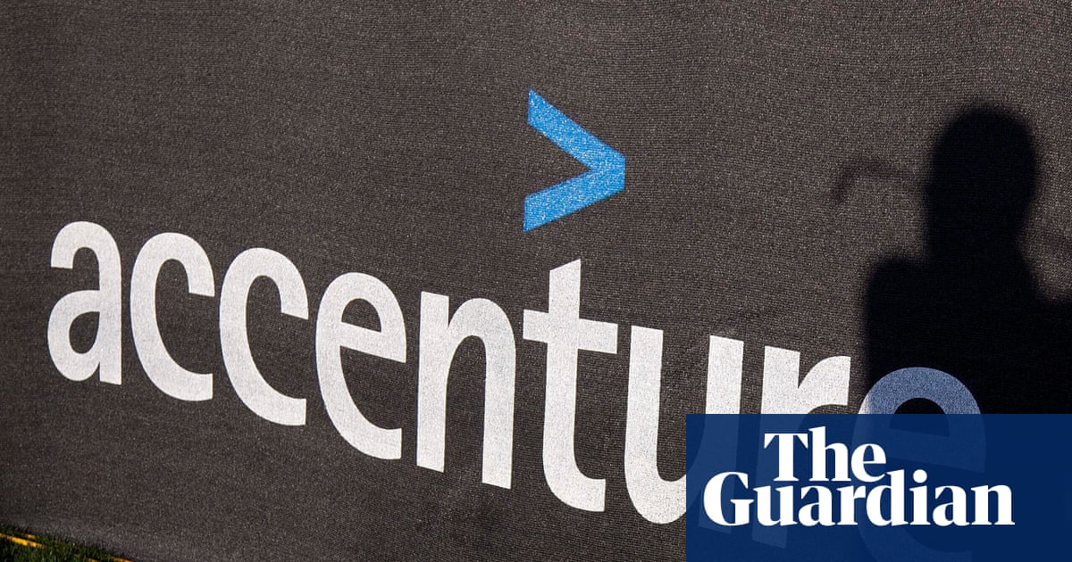 Accenture dubs 800,000 staff ‘reinventors’ amid shift to AI | Business