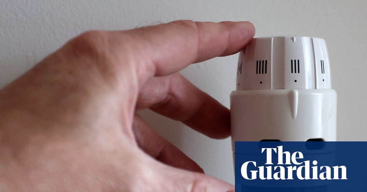 Drop in energy price cap from April forecast to save typical home £138 a year | Energy bills