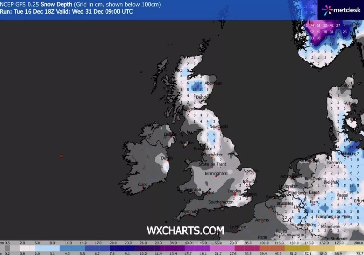A map of the British Isles shaded blue and white to show the depth of snowfall