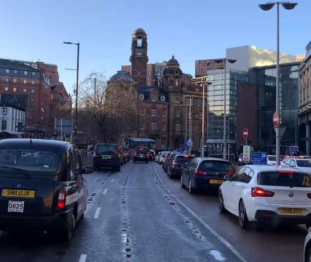 The queue of taxis outside Piccadilly Station